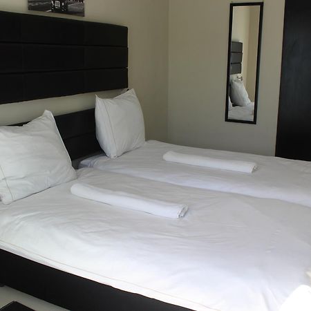 Tsumeb Guesthouse Kamho エクステリア 写真