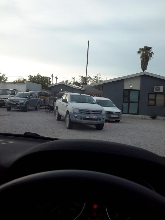 Tsumeb Guesthouse Kamho エクステリア 写真