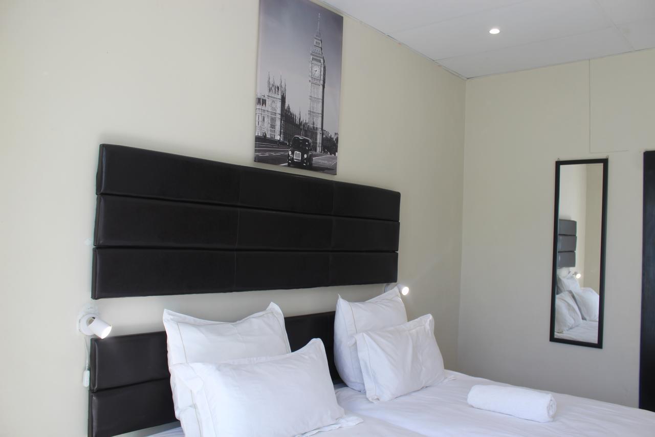Tsumeb Guesthouse Kamho エクステリア 写真