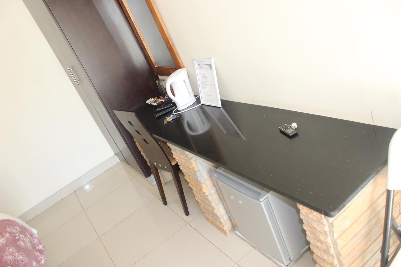 Tsumeb Guesthouse Kamho エクステリア 写真