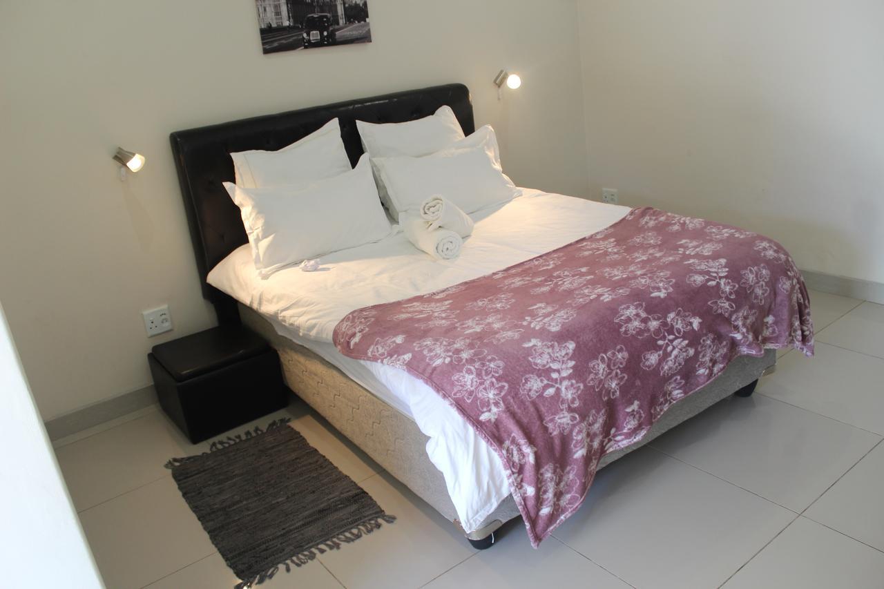Tsumeb Guesthouse Kamho エクステリア 写真